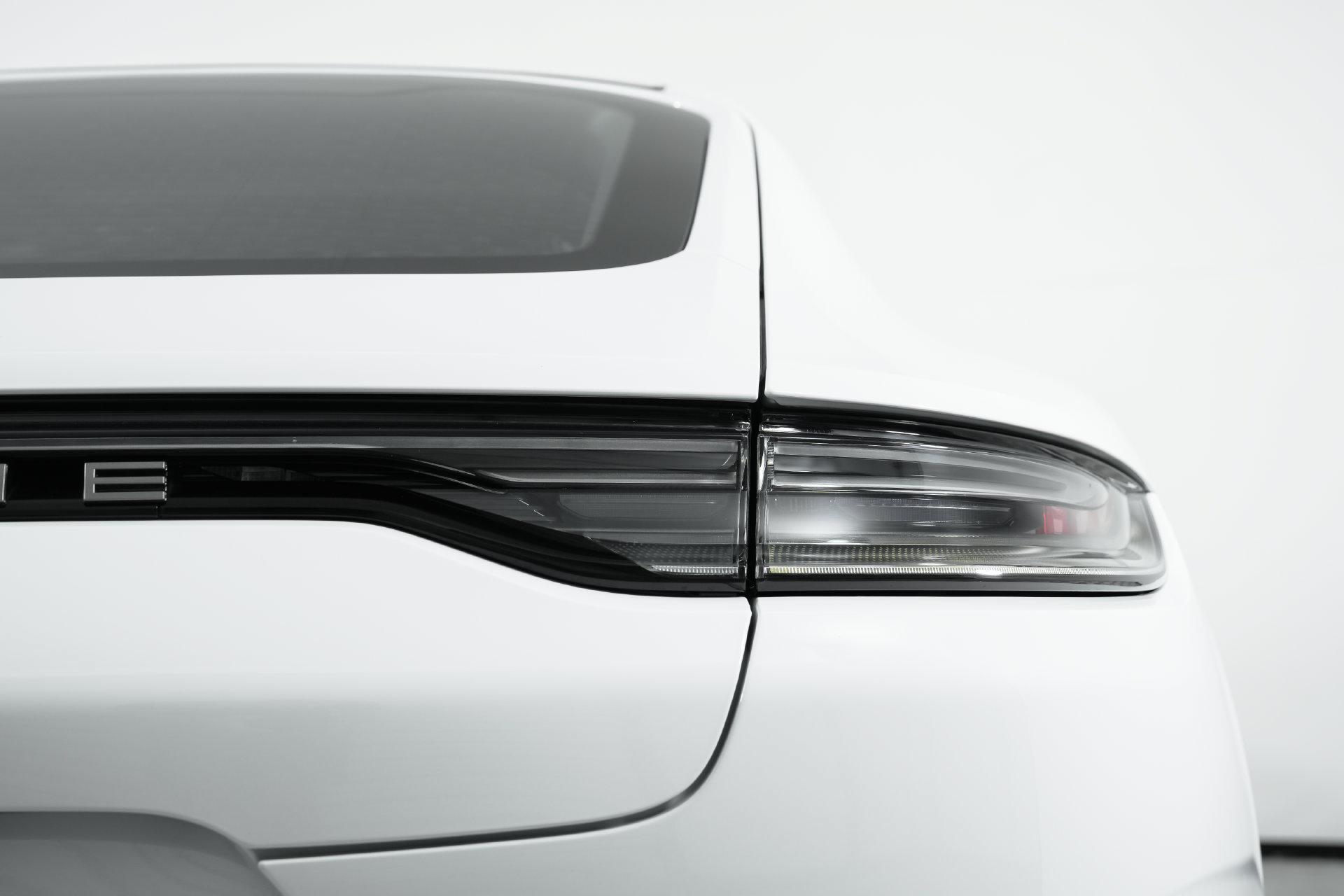 Used 2023 Porsche Panamera Platinum Edition RWD image 69