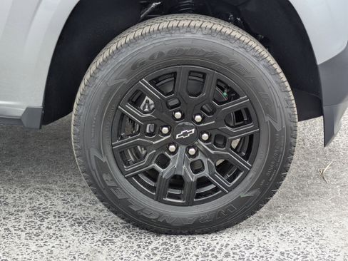 New 2026 Chevrolet Colorado W/T w/ WT Custom Package RWD image 12