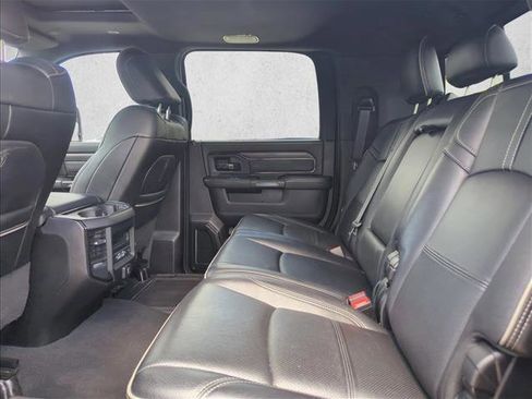 Used 2024 RAM 3500 Limited image 13