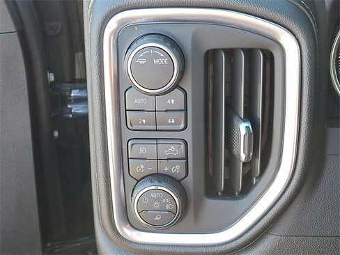 Used 2022 Chevrolet Silverado 1500 High Country image 23