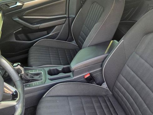 Used 2023 Volkswagen Jetta Sport FWD image 9