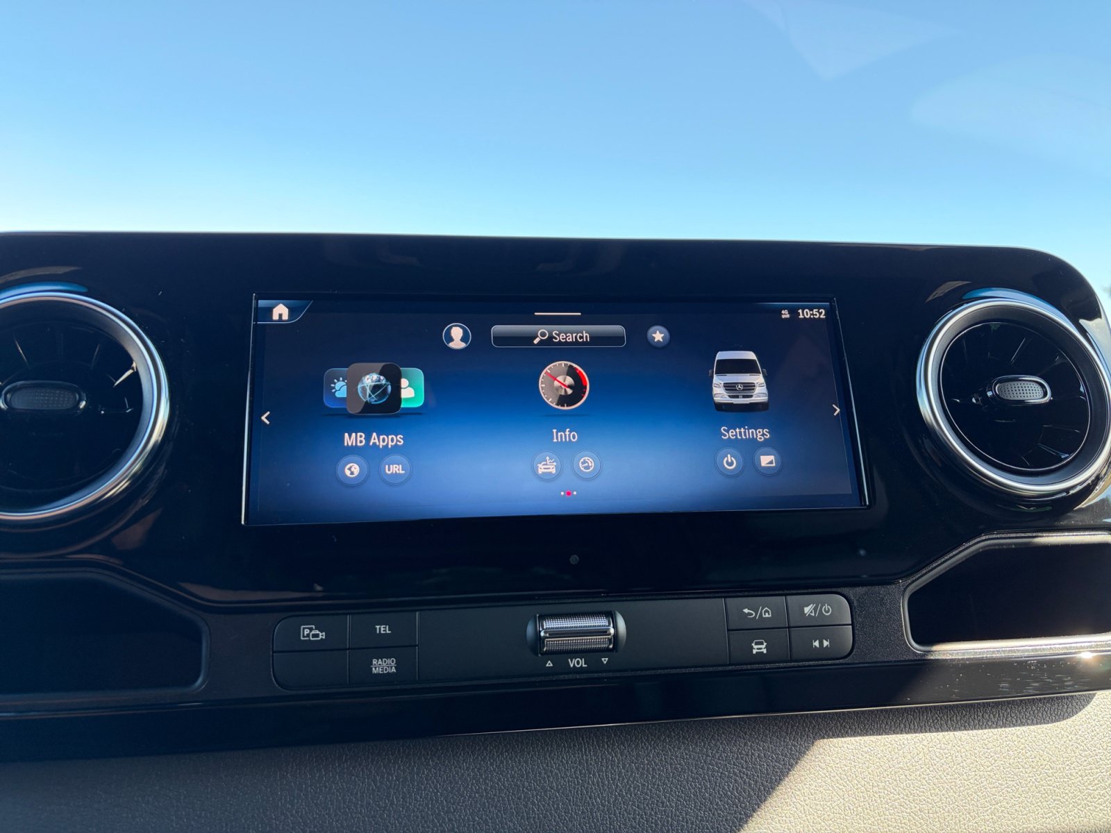 New 2026 Mercedes-Benz Sprinter 2500 image 23