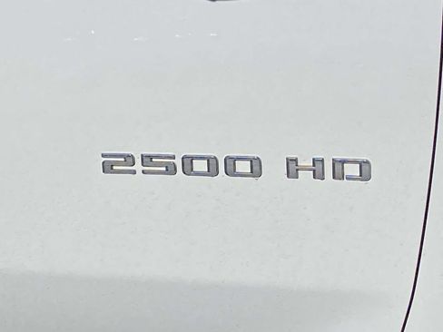 Used 2021 Chevrolet Silverado 2500 LTZ w/ LTZ Convenience Package image 12