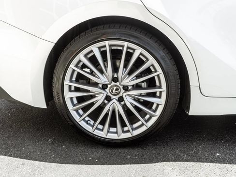 Used 2024 Lexus IS 300 F Sport AWD/4WD image 32