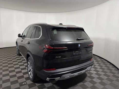 New 2026 BMW X5 xDrive40i image 3