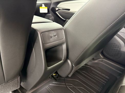 New 2026 Chevrolet Trax LT w/ Driver Confidence Package FWD image 32