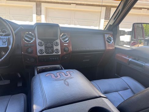 Used 2015 Ford F250 King Ranch image 16