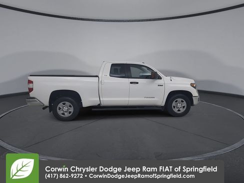 Used 2019 Toyota Tundra SR5 AWD/4WD image 17