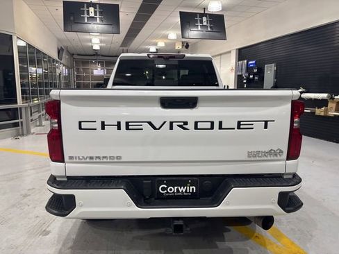 Used 2021 Chevrolet Silverado 3500 High Country AWD/4WD image 7