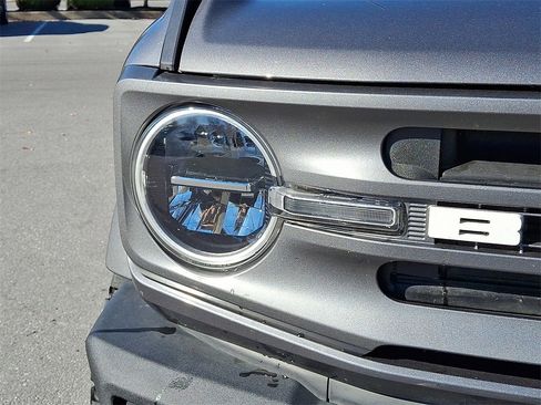 Used 2021 Ford Bronco Big Bend image 12