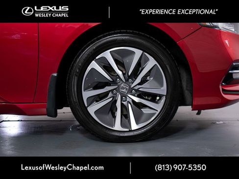 Used 2020 Honda Accord Touring image 5