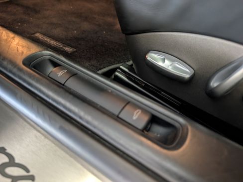 Used 2012 Porsche 911 Carrera 4 GTS image 28