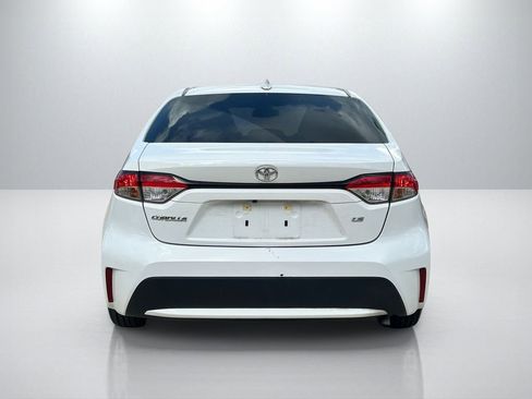 Used 2021 Toyota Corolla LE FWD image 6