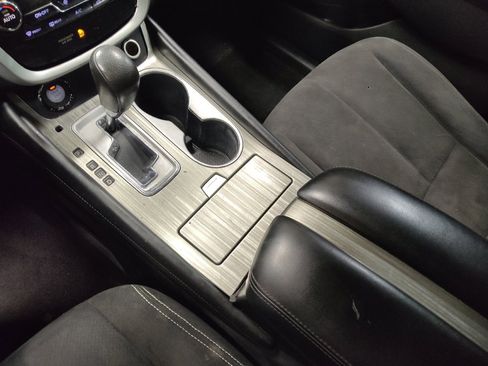 Used 2016 Nissan Murano S image 26