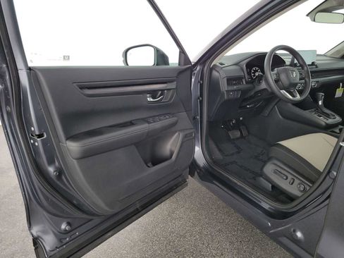 Used 2025 Honda CR-V EX image 19