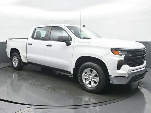 Used 2024 Chevrolet Silverado 1500 W/T w/ Trailering Package AWD/4WD image 7