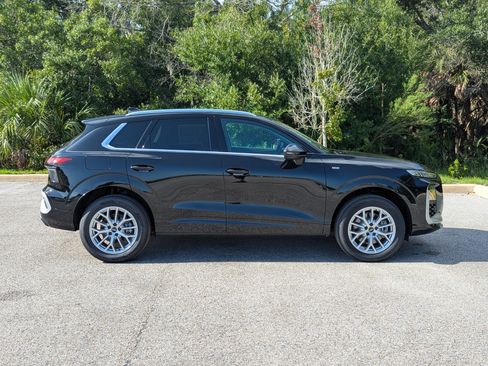 New 2026 Audi Q3 quattro 2.0T AWD/4WD image 8