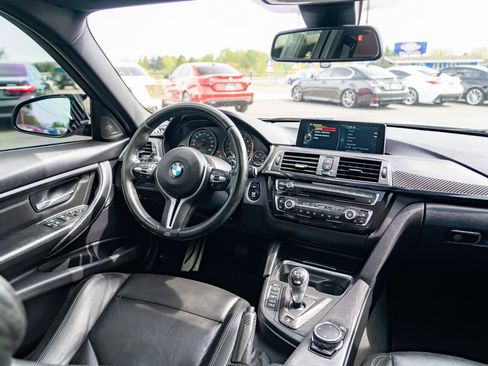 Used 2016 BMW M3 RWD image 26