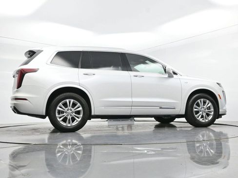Certified 2025 Cadillac XT6 Luxury FWD image 58