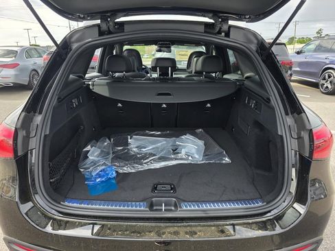 New 2026 Mercedes-Benz GLC 300 4MATIC image 9