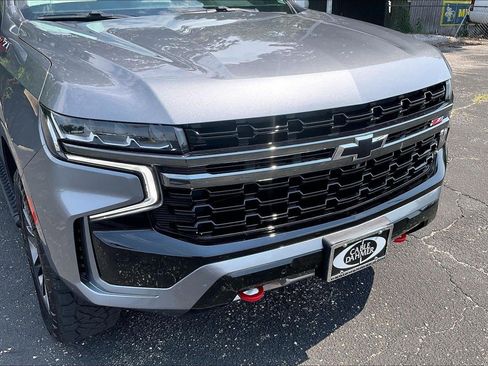 Used 2021 Chevrolet Suburban Z71 w/ Z71 Signature Package AWD/4WD image 30