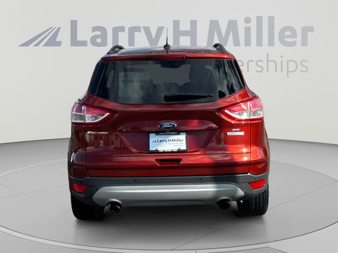 Used 2015 Ford Escape SE w/ Equipment Group 201A FWD image 4