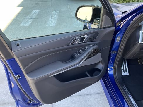 New 2026 BMW X5 M60i image 8