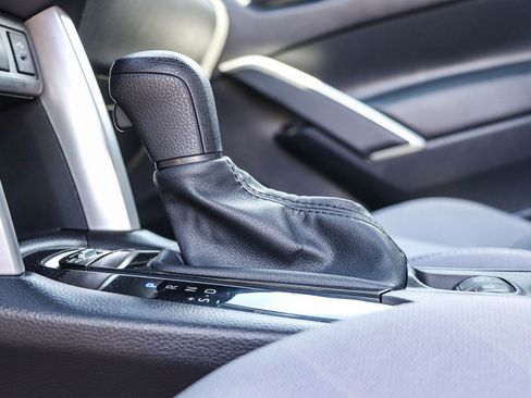Certified 2024 Toyota Corolla Cross AWD Hybrid image 19