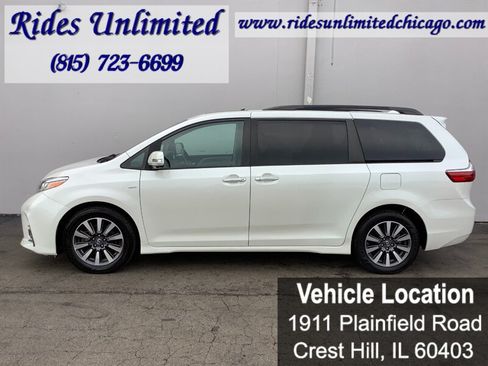 Used 2018 Toyota Sienna Limited Premium w/ Carpet Mat Package AWD/4WD image 4