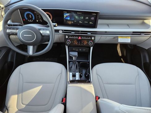 New 2026 Hyundai Tucson SEL image 25