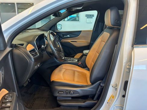 Used 2021 Chevrolet Equinox Premier AWD/4WD image 12