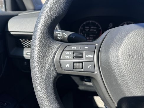 Used 2023 Honda CR-V EX image 19