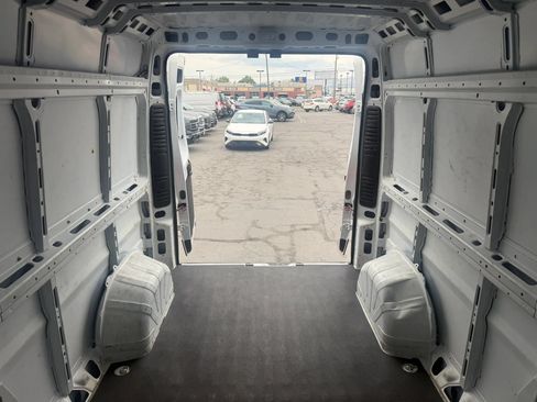 Used 2024 RAM ProMaster 2500 FWD image 26