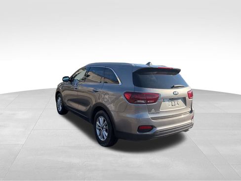 Used 2019 Kia Sorento LX w/ LX V6 Convenience Package image 6
