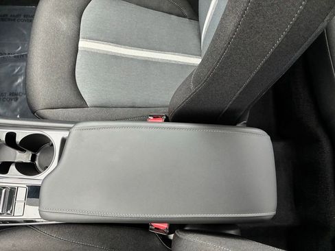 Used 2021 Hyundai Sonata SEL w/ Winter Weather Package image 32