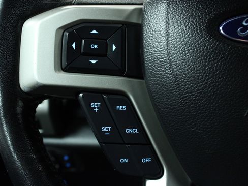 Used 2019 Ford F250 Lariat w/ Lariat Value Package image 20