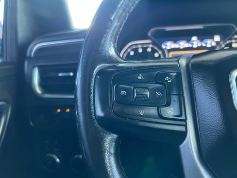 Used 2021 GMC Yukon SLT w/ SLT Premium Package image 19