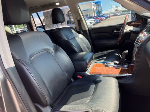 Used 2018 INFINITI QX80 4WD w/ Driver Assistance Package image 32