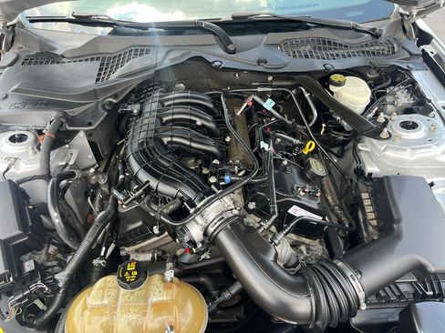 Used 2015 Ford Mustang Convertible w/ Equipment Group 051A RWD image 33