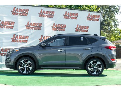 Used 2016 Hyundai Tucson Limited w/ Option Group 03 FWD image 3