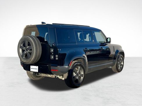 Used 2026 Land Rover Defender 110 S AWD/4WD image 9