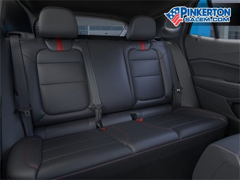 New 2026 Chevrolet Trax RS w/ Sunroof Package image 17