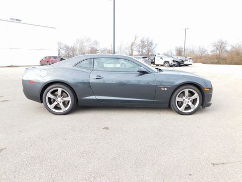 Used 2011 Chevrolet Camaro SS w/ RS Package image 2