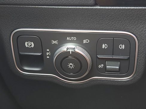 New 2026 Mercedes-Benz GLA 250 image 21