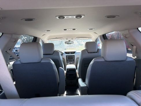 Used 2016 Chevrolet Traverse LT image 10