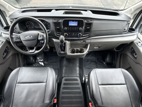 Used 2023 Ford Transit 250 Medium Roof RWD image 21