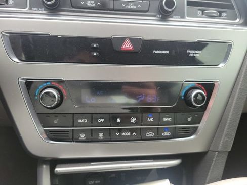 Used 2015 Hyundai Sonata Sport w/ Option Group 03 FWD image 15