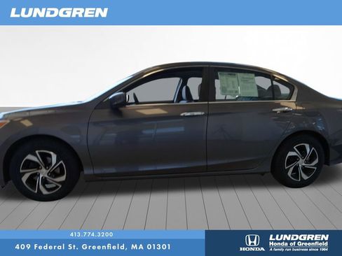 Used 2017 Honda Accord LX image 4