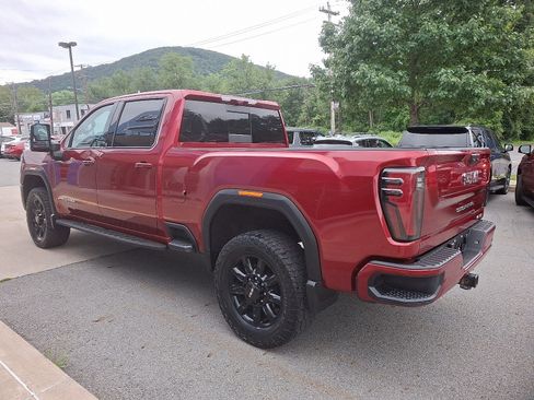 Used 2024 GMC Sierra 2500 AT4 w/ AT4 Premium Plus Package image 4