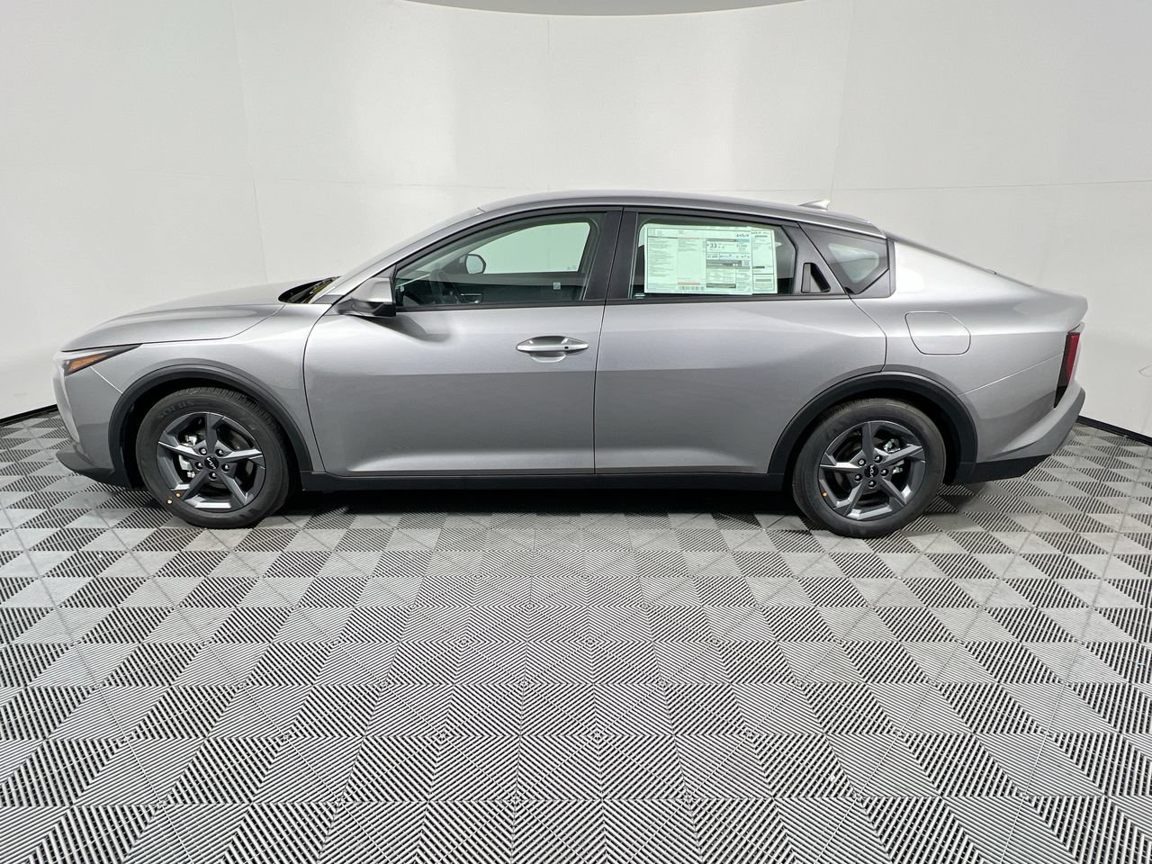 New 2026 Kia K4 FWD image 8